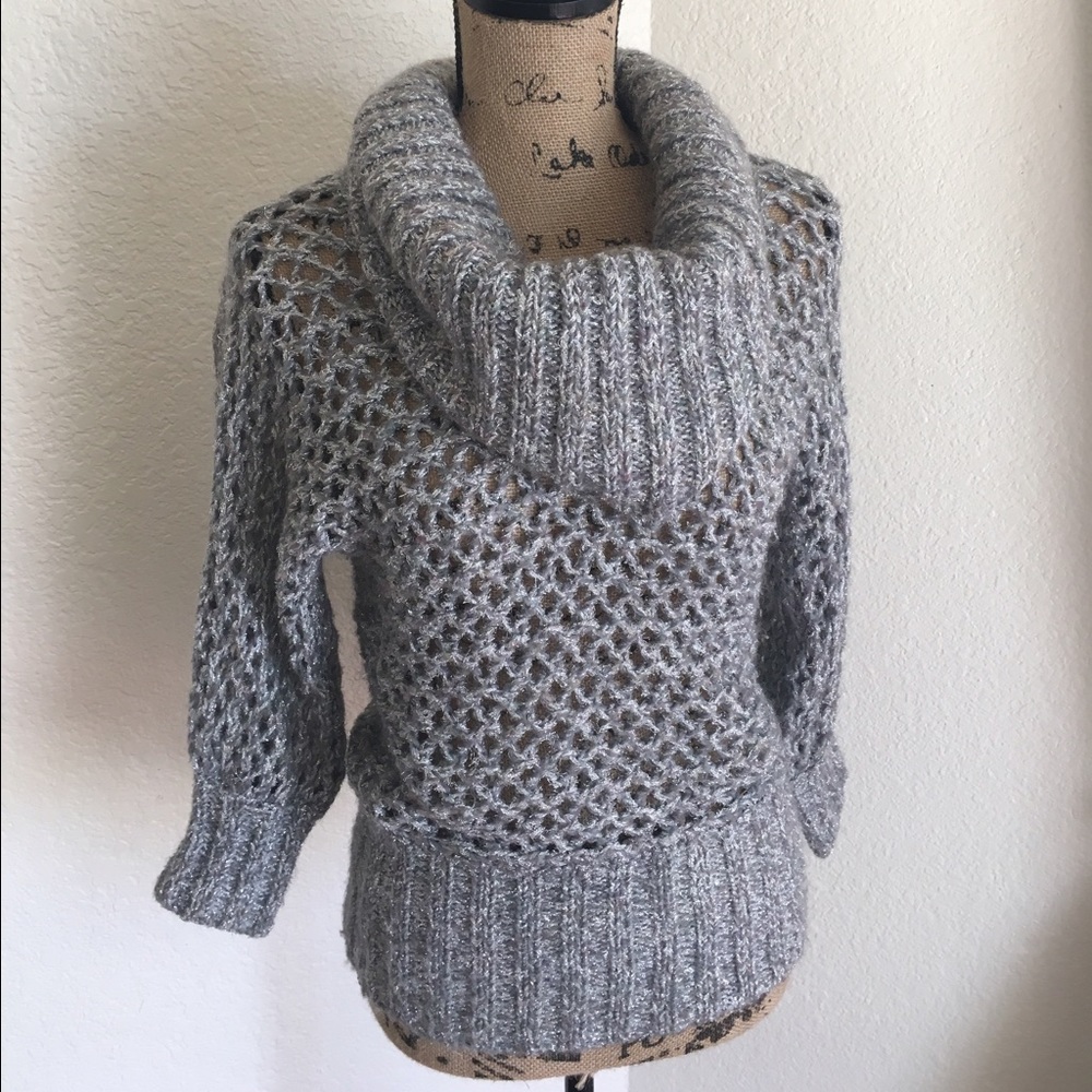 BEBE nice sweater. Perfect condition .